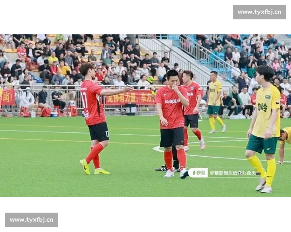 足球赛事官方直播全面开启 球迷尽享精彩瞬间与实时比分更新 - 副本 - 副本 (3)